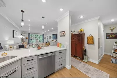 208 Fischer Ct, Rockaway Township, NJ 07834 - Photo 11