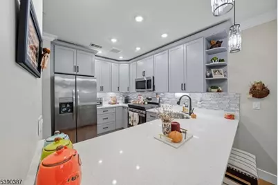 208 Fischer Ct, Rockaway Township, NJ 07834 - Photo 9