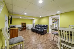 406 Indian Rd, Wayne, NJ 07470 - Photo 29