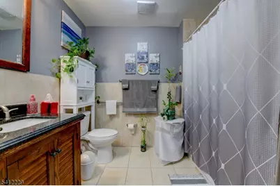 219 Summer Ave, Newark, NJ 07104 - Photo 11