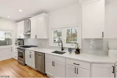 403 Lawnridge Rd, City Of Orange Twp., NJ 07050 - Photo 9