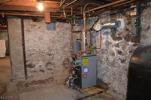 47 Lewis St, Phillipsburg, NJ 08865 - Photo 15