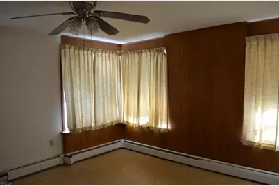 47 Lewis St, Phillipsburg, NJ 08865 - Photo 5