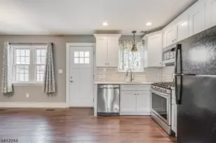 108 Marilyn Dr, Mansfield Township, NJ 07840 - Photo 3