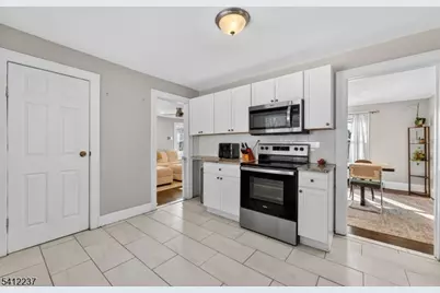 1369 Florence Avenue, Plainfield, NJ 07060 - Photo 7