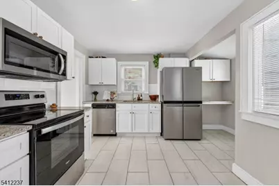 1369 Florence Avenue, Plainfield, NJ 07060 - Photo 5