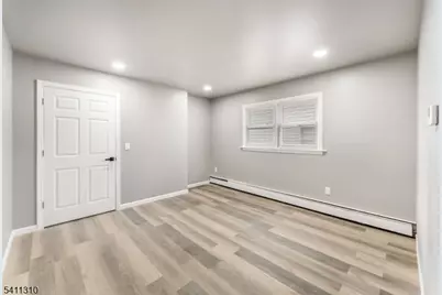 701 McCandless Place, Linden, NJ 07036 - Photo 19