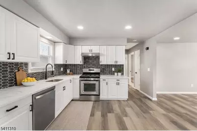 701 McCandless Place, Linden, NJ 07036 - Photo 7