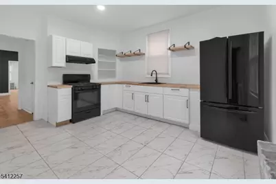 45 Seymour Ave, Newark, NJ 07108 - Photo 5