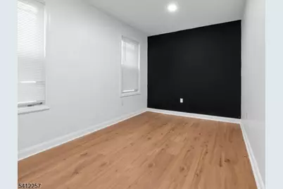 45 Seymour Ave, Newark, NJ 07108 - Photo 3