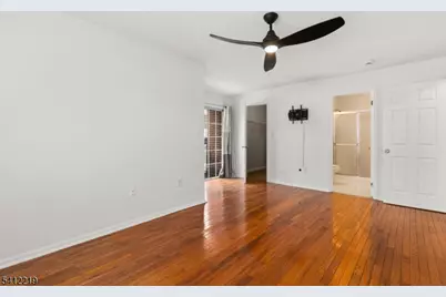 50 Pine St #9G, Montclair, NJ 07042 - Photo 13