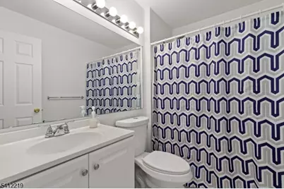 50 Pine St #9G, Montclair, NJ 07042 - Photo 9