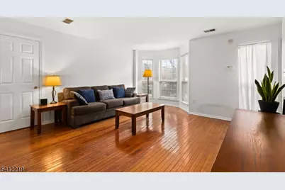 50 Pine St #9G, Montclair, NJ 07042 - Photo 1