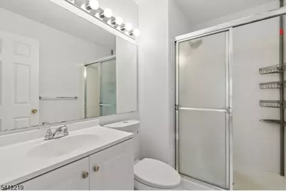 50 Pine St #9G, Montclair, NJ 07042 - Photo 15