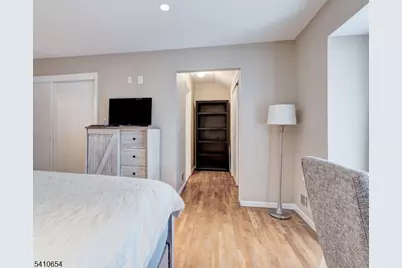 64 Cummings Cir, West Orange Township, NJ 07052 - Photo 15