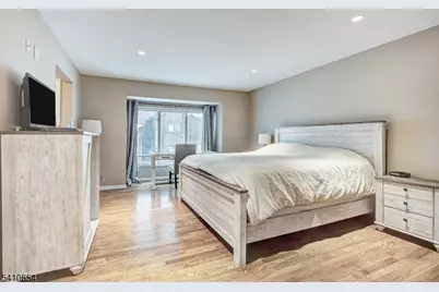 64 Cummings Cir, West Orange Township, NJ 07052 - Photo 13