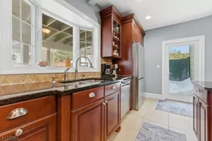 101 E Palisade Ave, Englewood, NJ 07631 - Photo 17