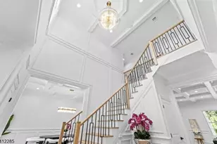 13 Penwood Rd, Livingston, NJ 07039 - Photo 3