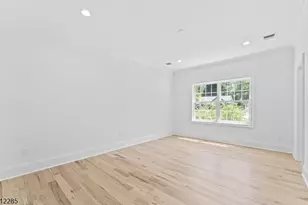 13 Penwood Rd, Livingston, NJ 07039 - Photo 9