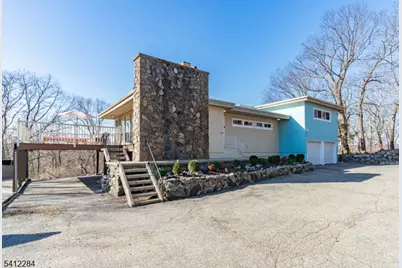 21 Skyview Rd, Ringwood, NJ 07456 - Photo 3