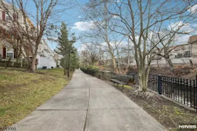 122 Riverwalk Way, Clifton, NJ 07014 - Photo 29