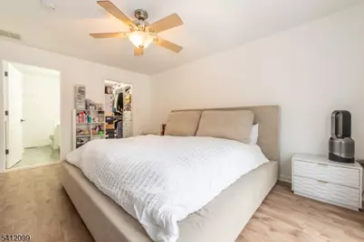 122 Riverwalk Way, Clifton, NJ 07014 - Photo 17