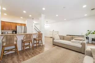 122 Riverwalk Way, Clifton, NJ 07014 - Photo 11