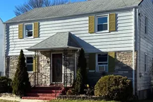 2 James Ct, Lodi, NJ 07644 - Photo 3