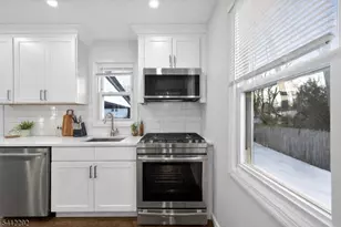 5 Lois Ave, East Brunswick Township, NJ 08816 - Photo 9