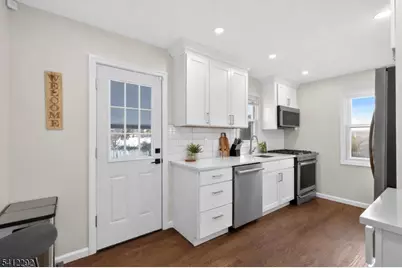 5 Lois Ave, East Brunswick Township, NJ 08816 - Photo 11