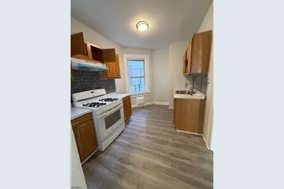313 Verona Ave, Newark, NJ 07104 - Photo 5