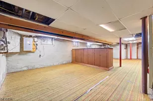 124 Belgrove Dr, Kearny, NJ 07032 - Photo 37