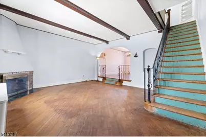 124 Belgrove Dr, Kearny, NJ 07032 - Photo 9