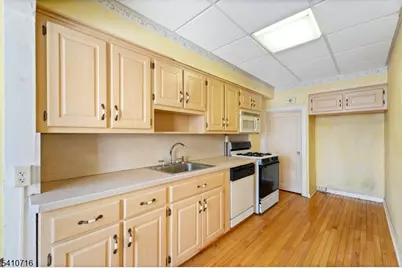 124 Belgrove Dr, Kearny, NJ 07032 - Photo 17