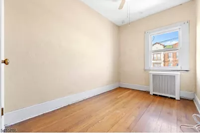 124 Belgrove Dr, Kearny, NJ 07032 - Photo 35