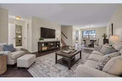 38 Daniel Dr, Franklin Township, NJ 08823 - Photo 3