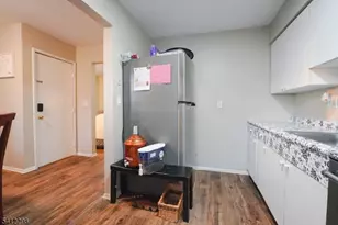 72 Fox Rd, Edison Twp., NJ 08817 - Photo 17