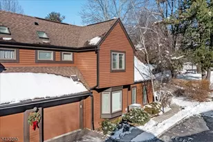 7 Valley View Dr, Bernards Township, NJ 07920 - Photo 3