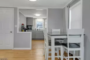 61 Christina St, Little Ferry, NJ 07643 - Photo 5