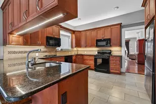 29 Temple Pl, Passaic, NJ 07055 - Photo 15