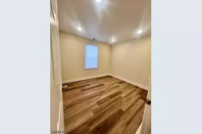 12 Seeley St, Paterson, NJ 07501 - Photo 5