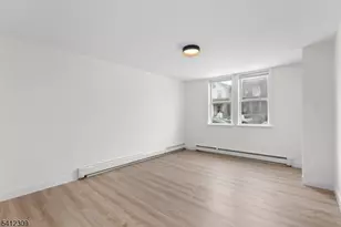 676 Chestnut St, Kearny, NJ 07032 - Photo 5