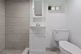 676 Chestnut St, Kearny, NJ 07032 - Photo 27