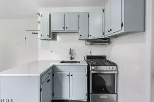 676 Chestnut St, Kearny, NJ 07032 - Photo 7