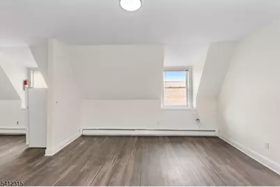 676 Chestnut St #3, Kearny, NJ 07032 - Photo 9