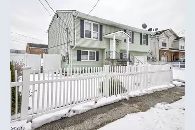 42 Mercer St, Carteret, NJ 07008 - Photo 3