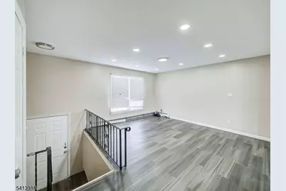 42 Mercer St, Carteret, NJ 07008 - Photo 15