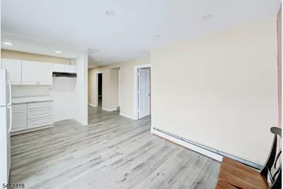 42 Mercer St, Carteret, NJ 07008 - Photo 31