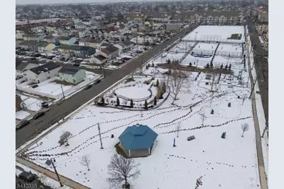 42 Mercer St, Carteret, NJ 07008 - Photo 11