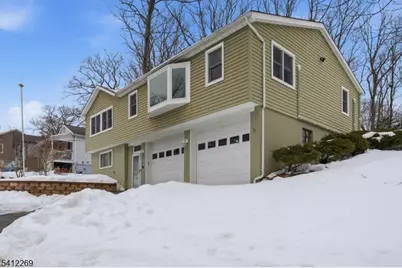 335 Elmira Trl, Hopatcong, NJ 07843 - Photo 5